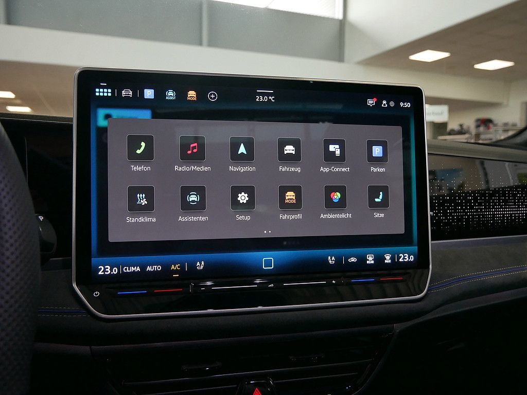 Volkswagen Passat R-Line 2.0 TDI DSG R-Line PANO AHK MATRIX