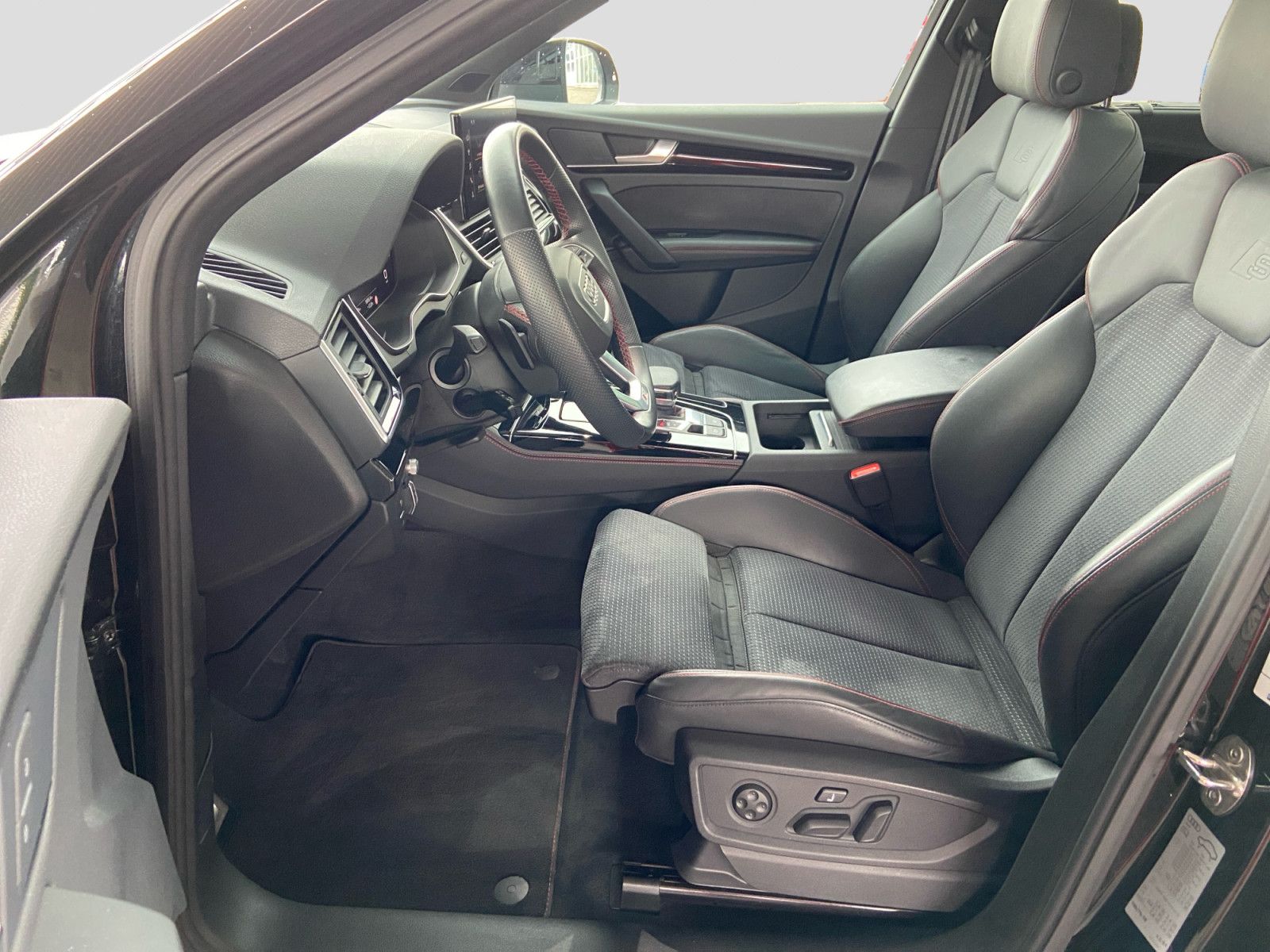Audi Q5 45TFSI quattro tip-trc S-Line Standh Pano HUD