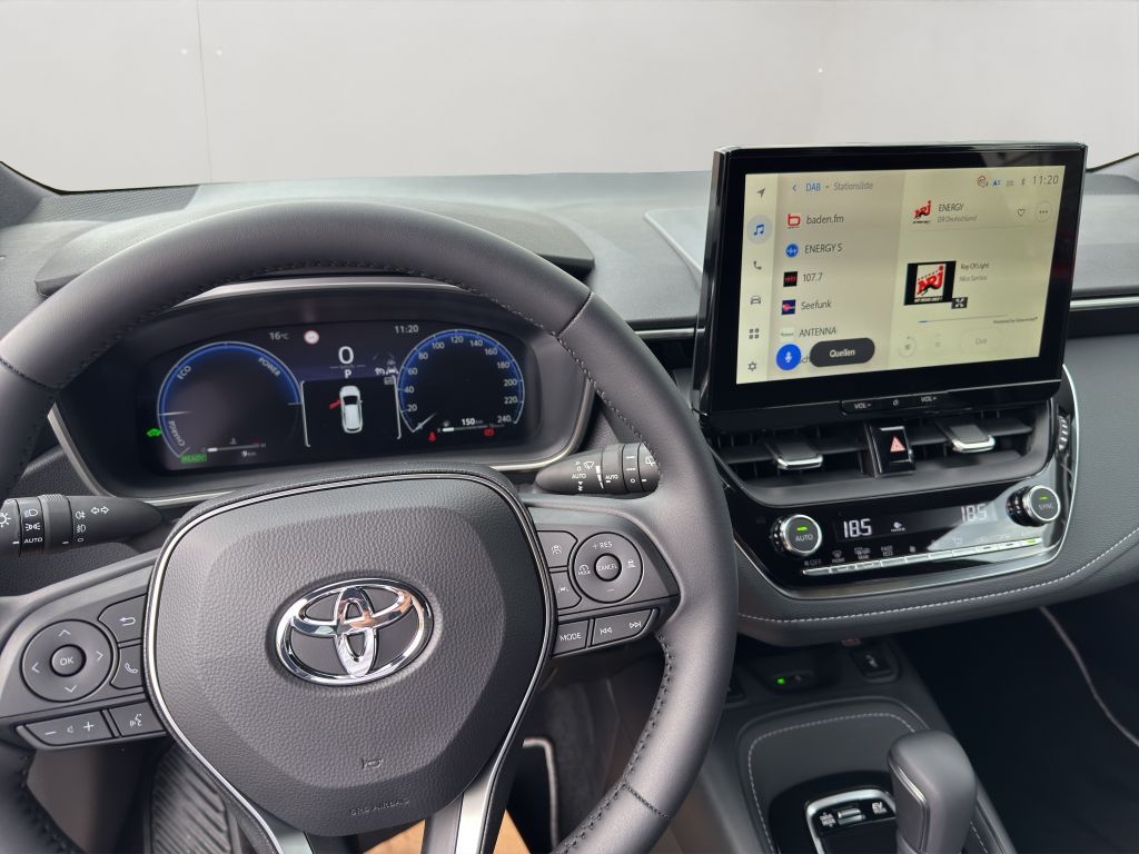 Toyota Corolla 1.8 Hybrid TS Teamplayer*