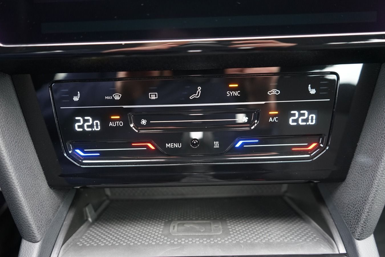 Volkswagen Passat Variant 4Motion 2.0 TDI Business*AHK*ACC*