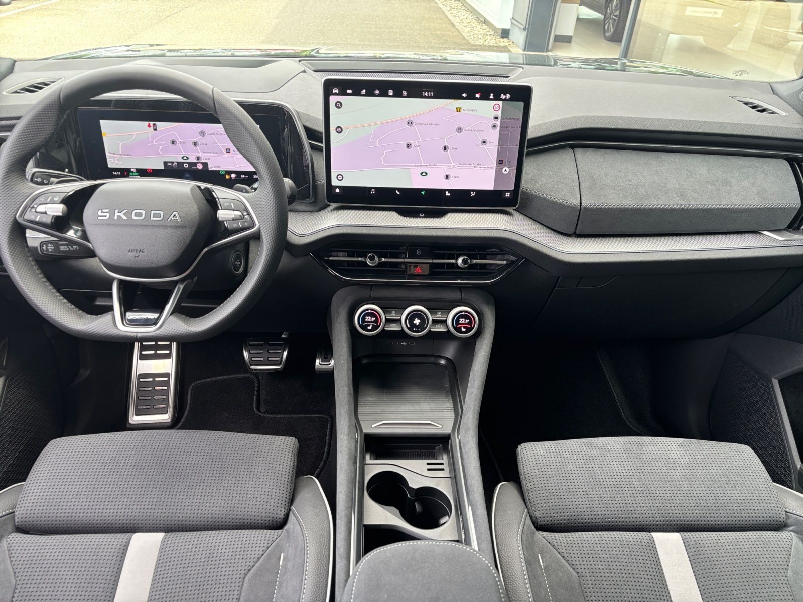 Skoda KODIAQ IV SPORTLINE 1,5TSI DSG NAVI LED AHK