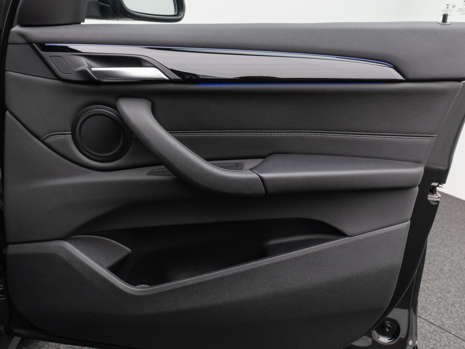BMW X1 xD20i Sport Line - Samsaru's Car Outlet