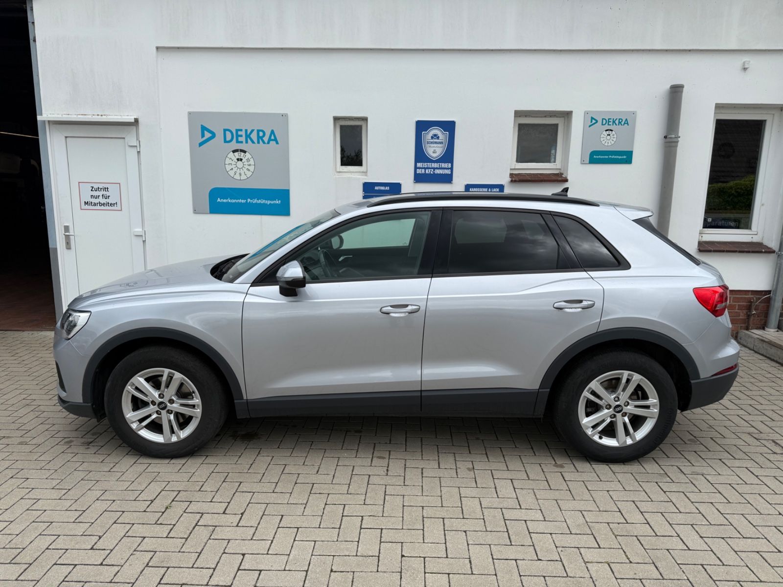 Audi Q3 35 TDI quattro - Samsaru's Car Outlet