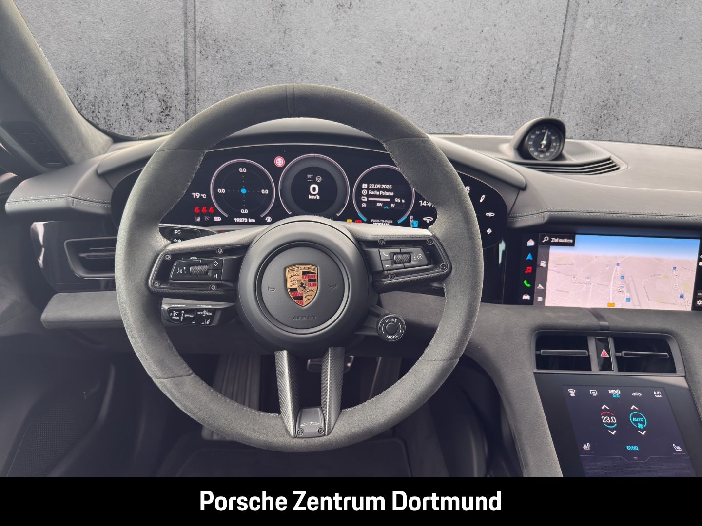 Porsche Taycan GTS Luftfederung BOSE Panoramadach LED