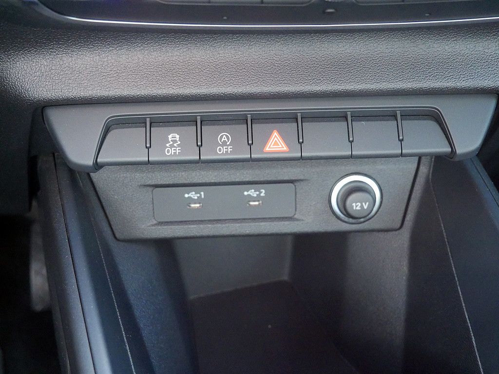 Audi A1 Sportback 30 TFSI advanced NAVI+SHZ+KLIMA+FSE