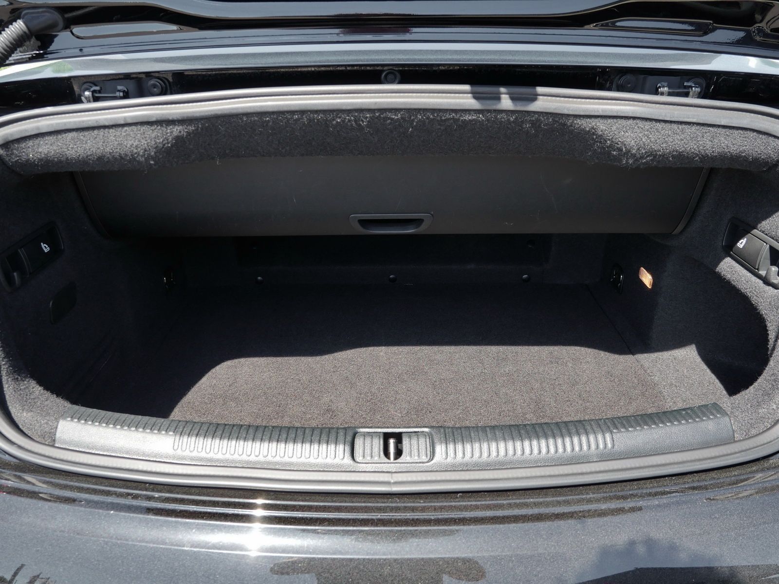 Audi A3 Cabriolet 35 TFSI S line - Samsaru's Car Outlet