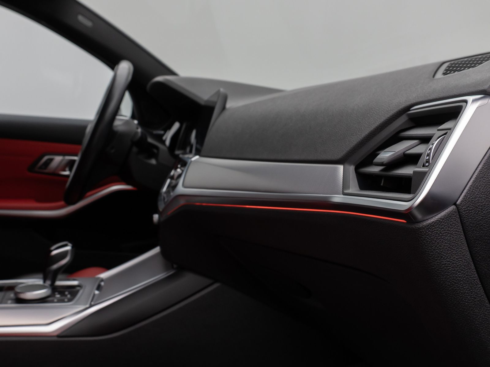 BMW 330i xD SportLine - Samsaru's Car Outlet
