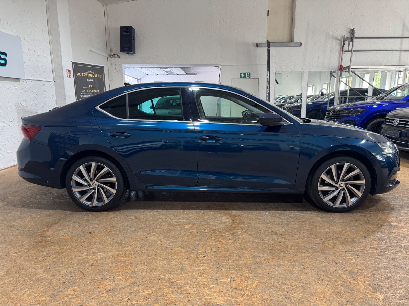 Skoda Octavia Lim. First Edition 2.0TDI DSG/ACC/MATRIX