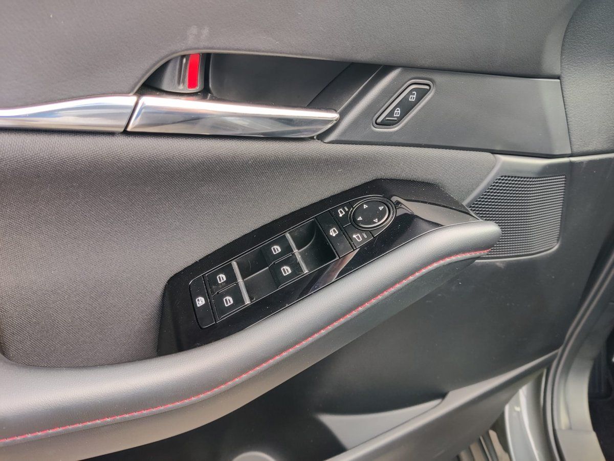 Mazda CX-30 140PS Homura Garantie, Kamera, LED