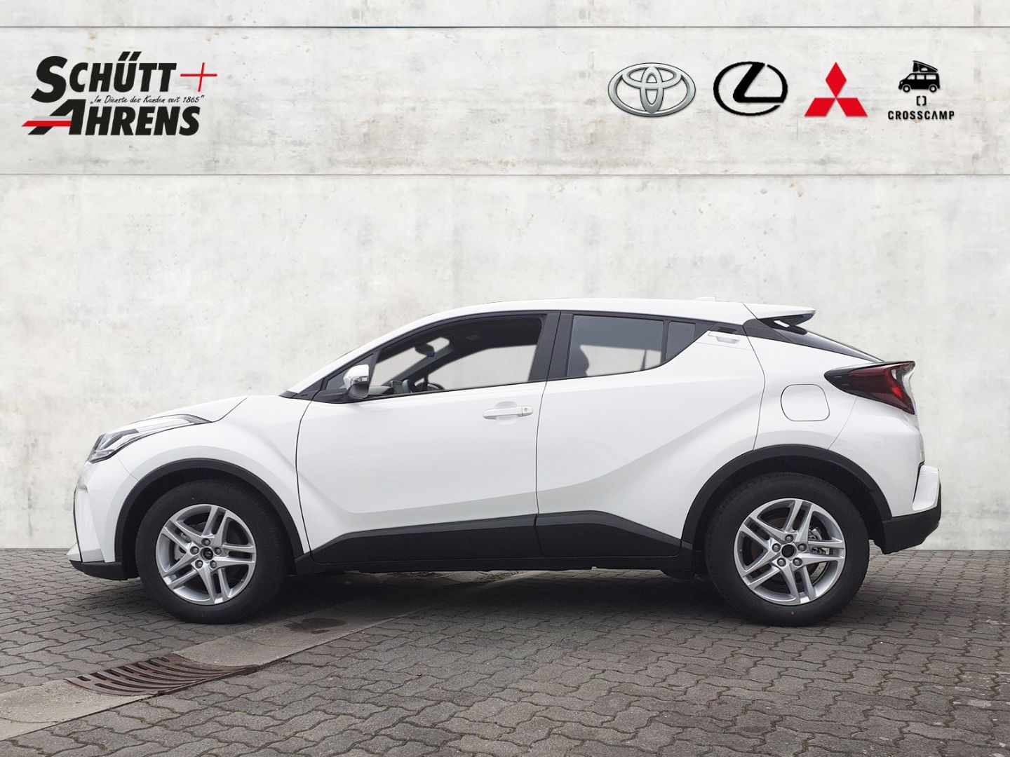 Toyota C-HR 1.8-l-Hybrid Flow - Samsaru's Car Outlet