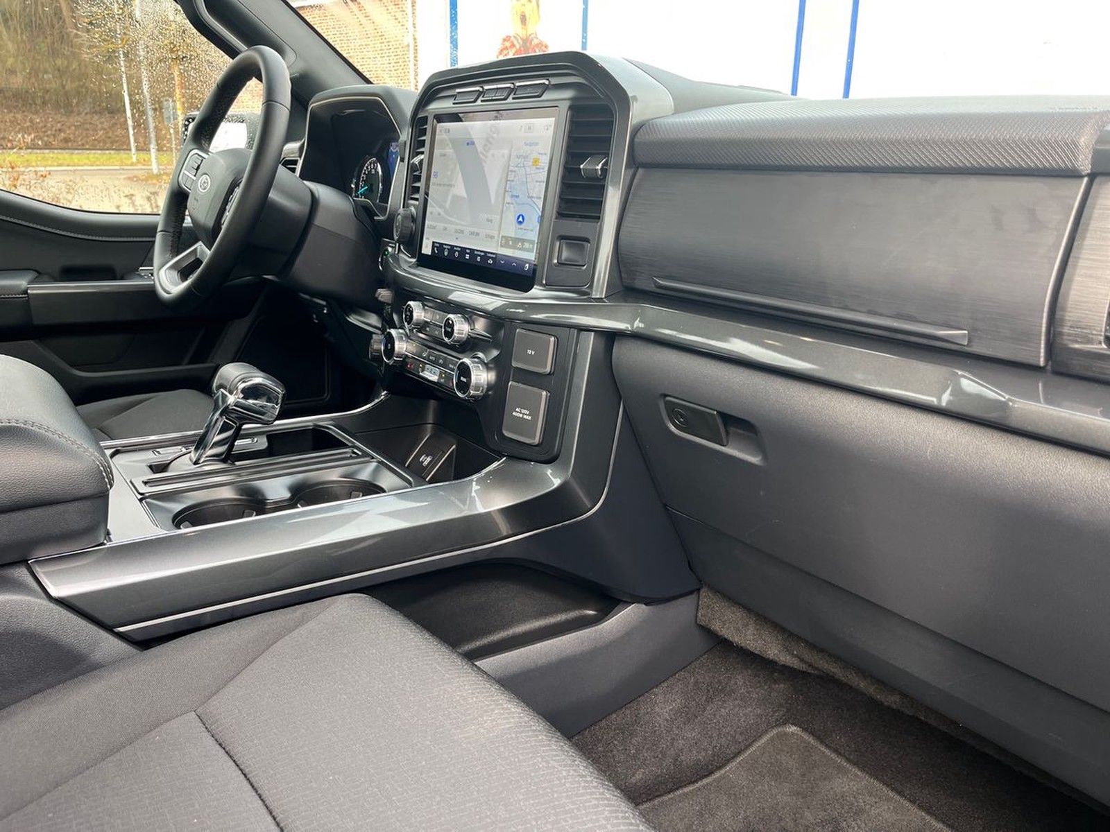 Ford F 150 XLT 5.0 Ltr. V8 Autom. - Samsaru's Car Outlet