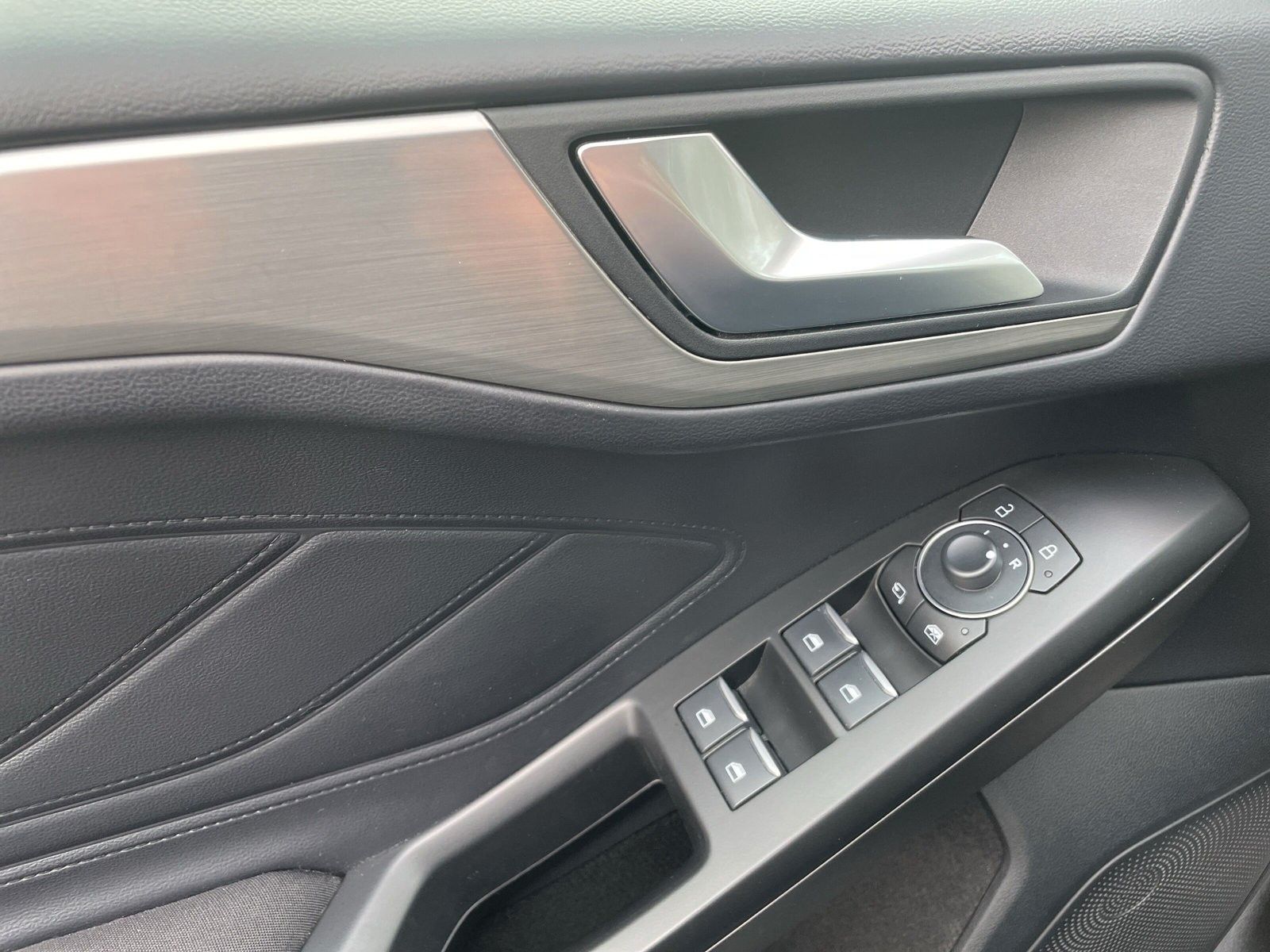 Ford Focus Titanium X/155PS/AUT/Matrix-LED/B&O
