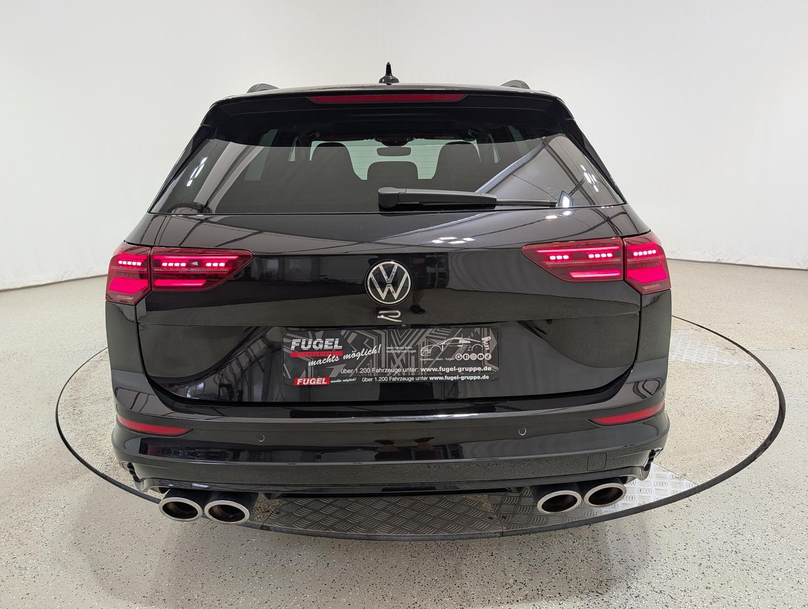 Volkswagen Golf Variant 2.0 TSI DSG R 4Motion Estriol 19Z.|