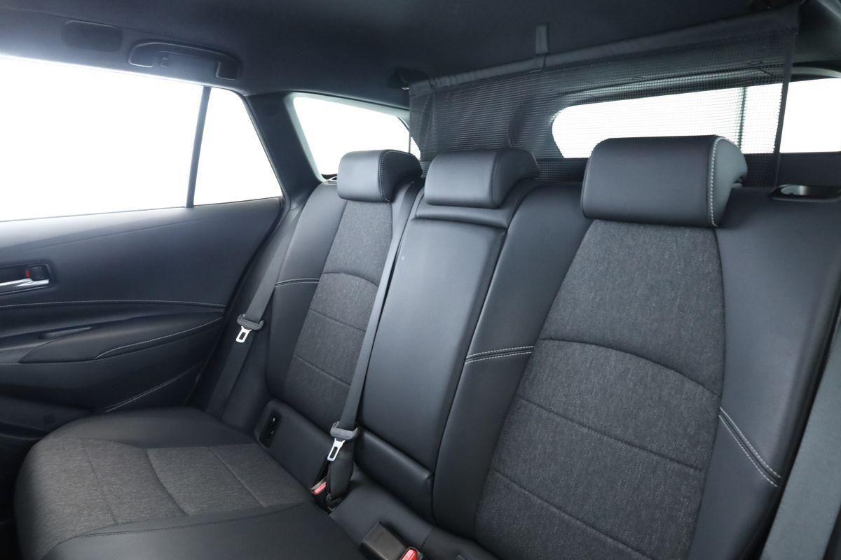 Toyota Corolla Touring Sports 2.0 CVT Team D Navi Kam