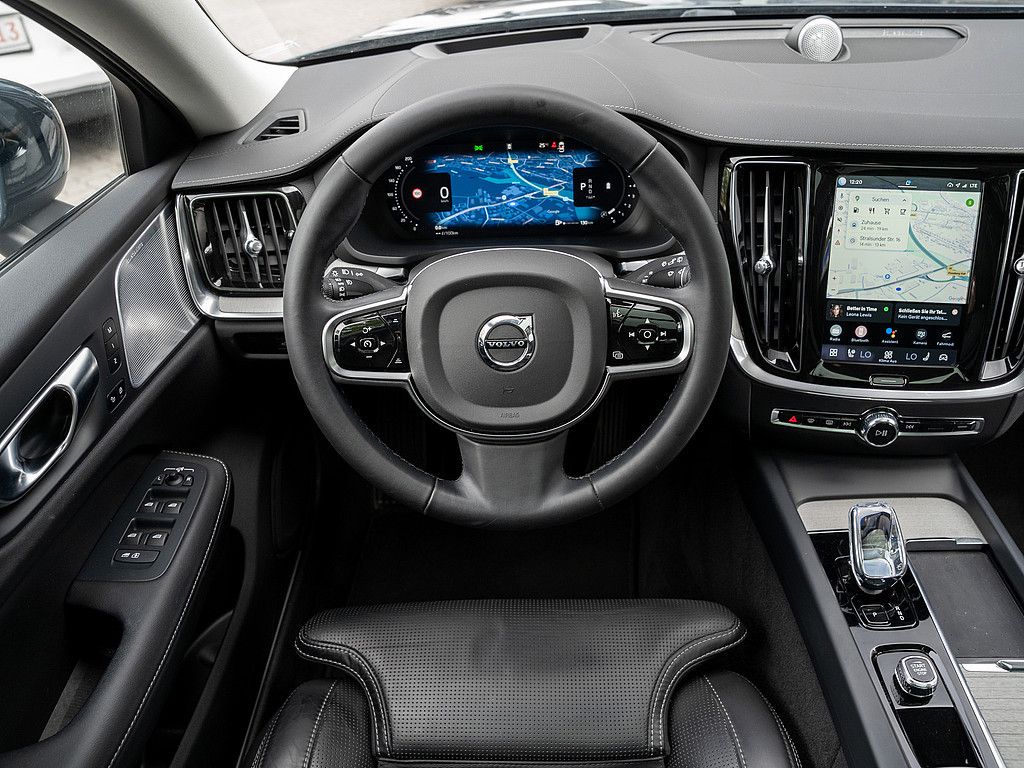 Volvo V60 Cross Country B5 AWD Ultimate 360° PANO HUD