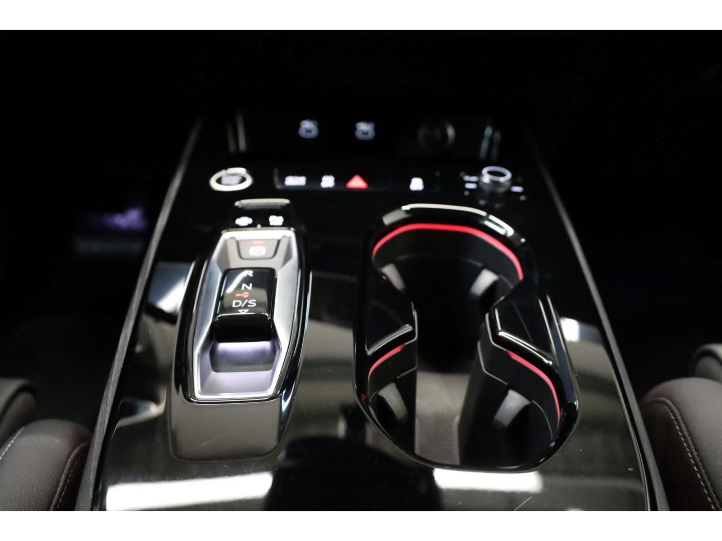 Audi A5 Avant TFSI quattro S line edition one AHK/19'