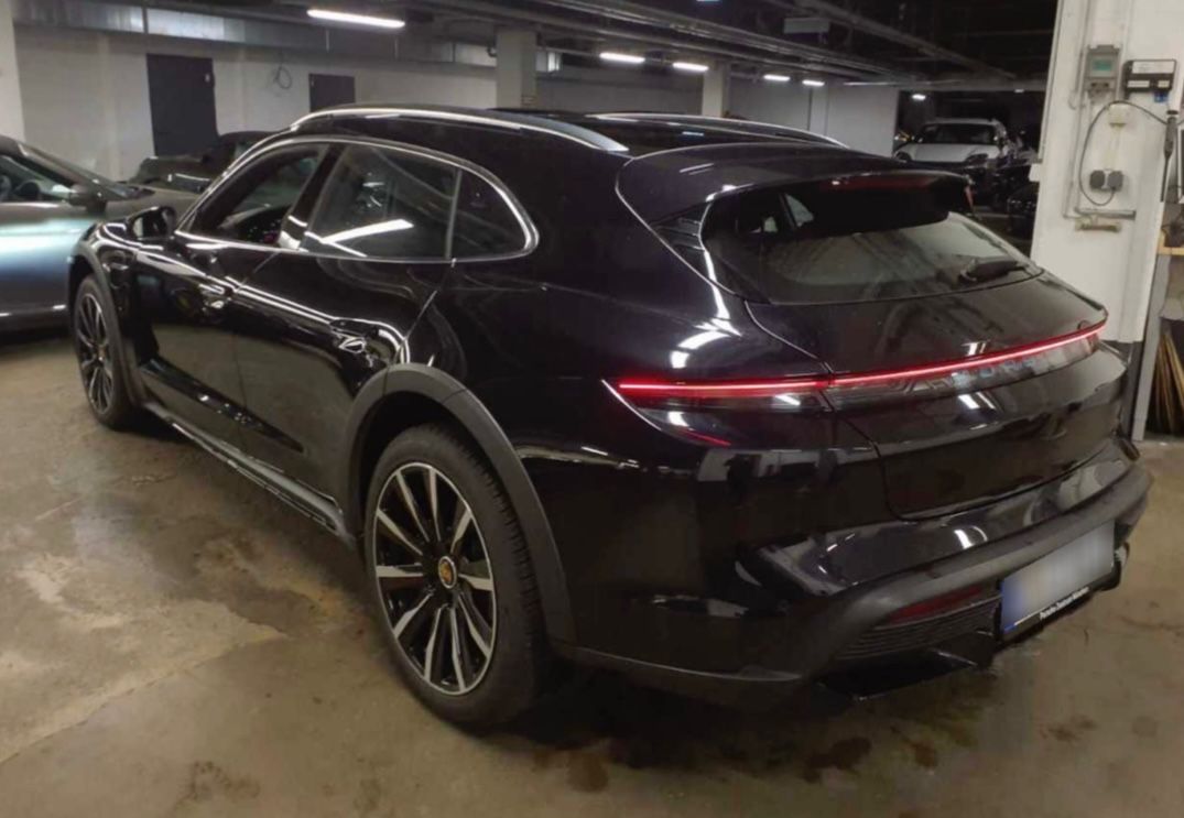Porsche Taycan Cross Turismo Turbo+Pano+Alu 21"+PSCB+SCP