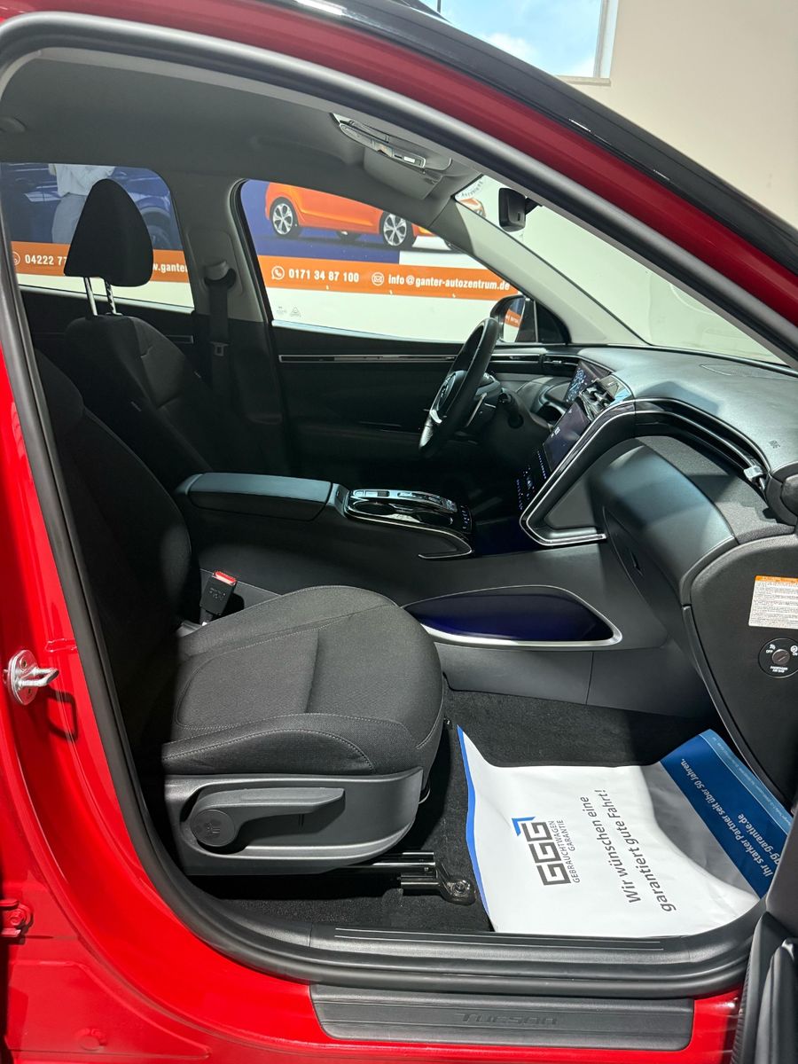 Hyundai Tucson 1.6 T-GDI Plug-In Hybrid 4WD - Samsaru's Car Outlet