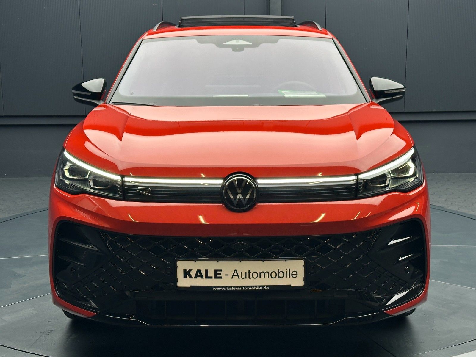 Volkswagen Tiguan eHybrid R-Line *20Zoll*PANORAMA*LEDER*AHK
