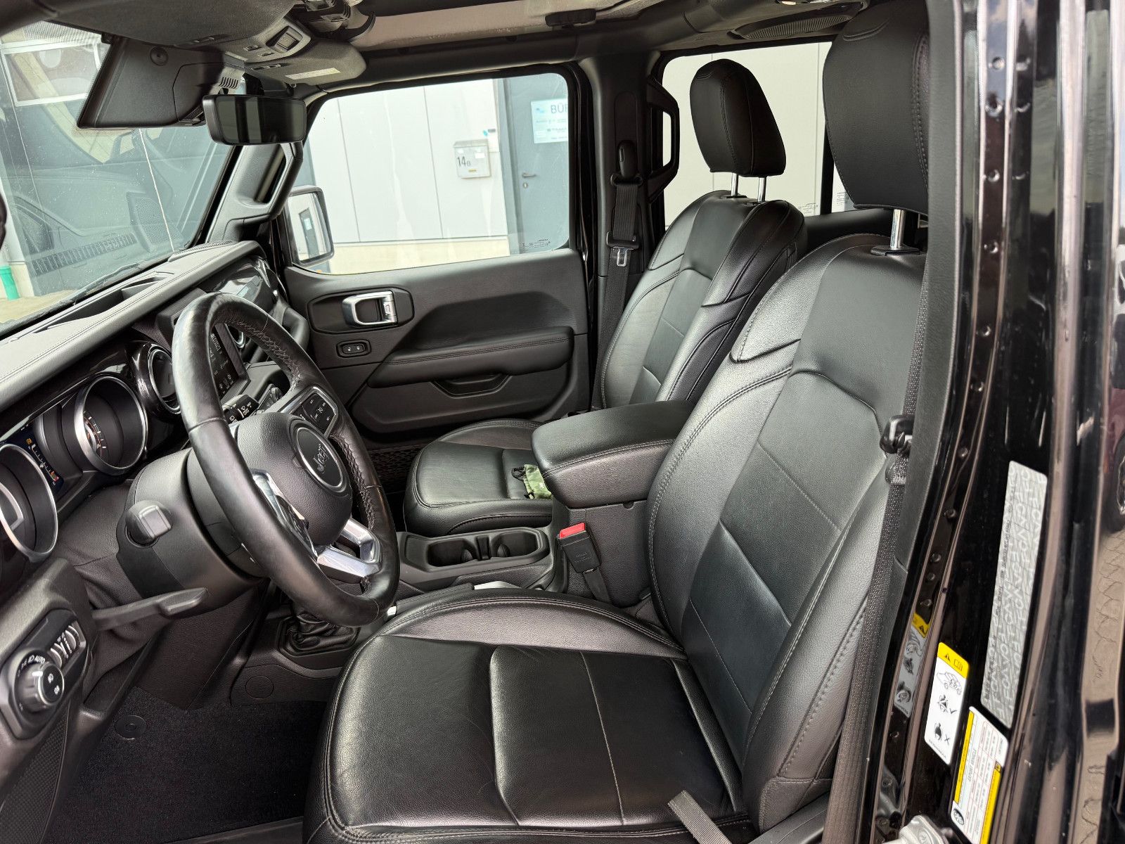 Jeep Wrangler 2.0 T-GDi Unlim. Night Eagle +Umbau+AHK