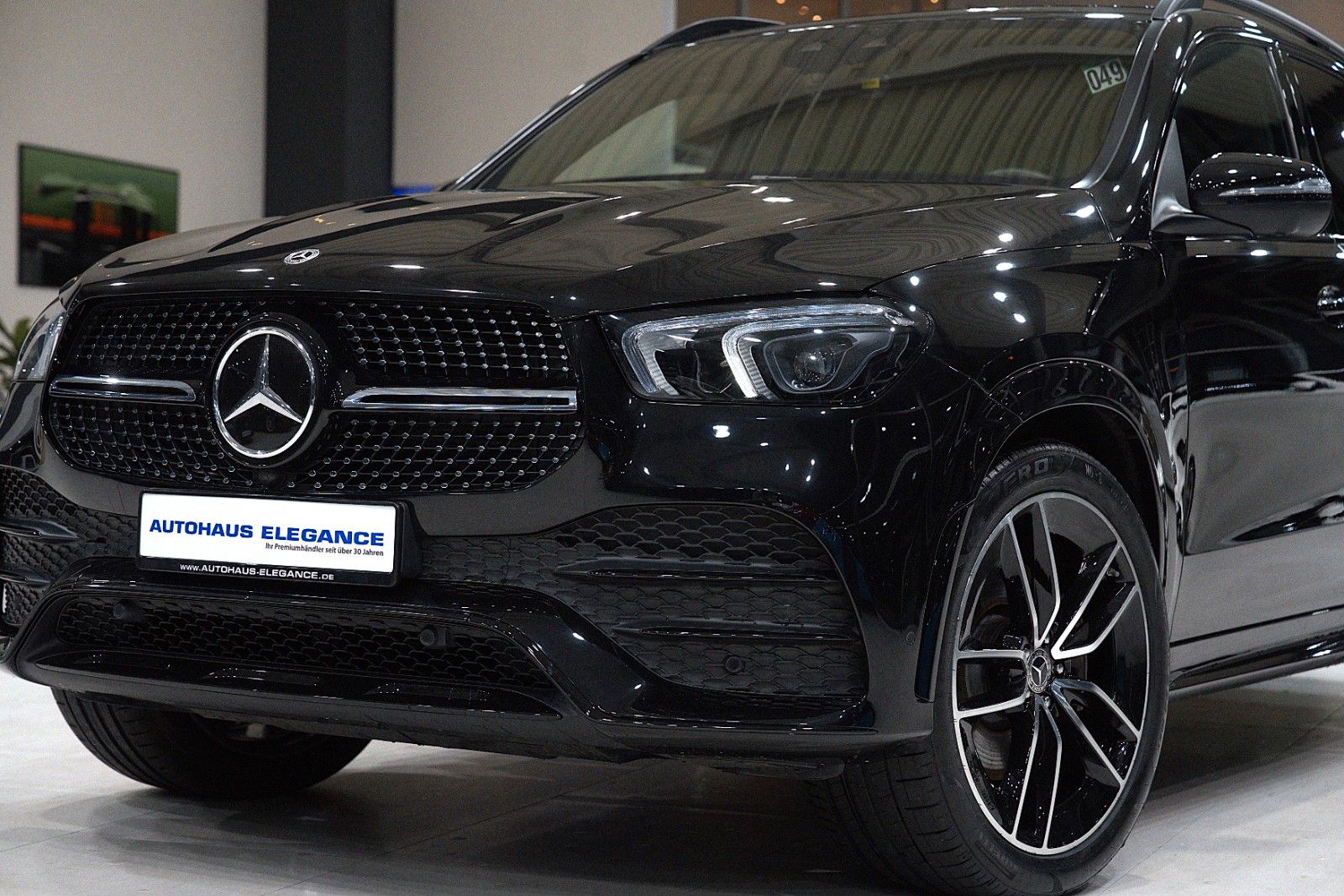 Mercedes-Benz GLE 350 e 4M*AMG-LINE*NIGHT*AIRMATIC*BURM.*22"LM
