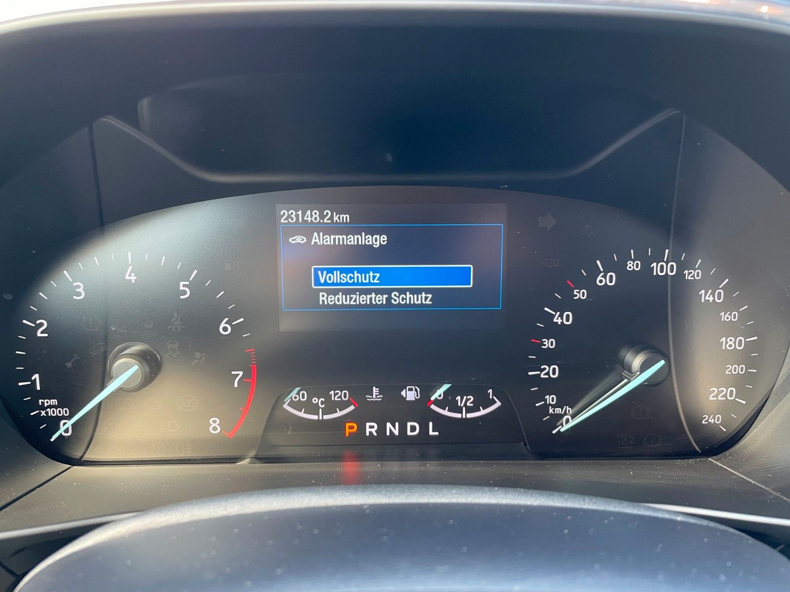 Ford Focus Automatik Turnier Titanium / ACC+155PS