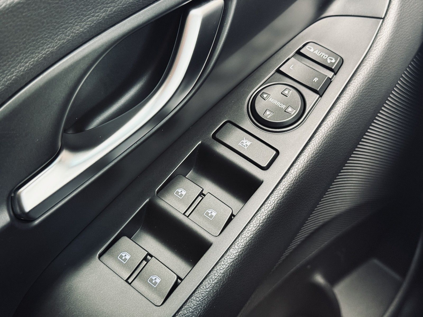 Hyundai i30 Trend Mild-Hybrid - Samsaru's Car Outlet