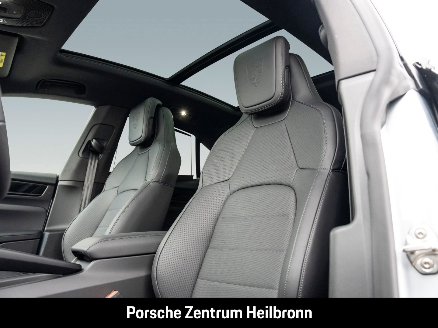 Porsche Macan 4 BOSE Luftfederung Panorama LED-Matrix