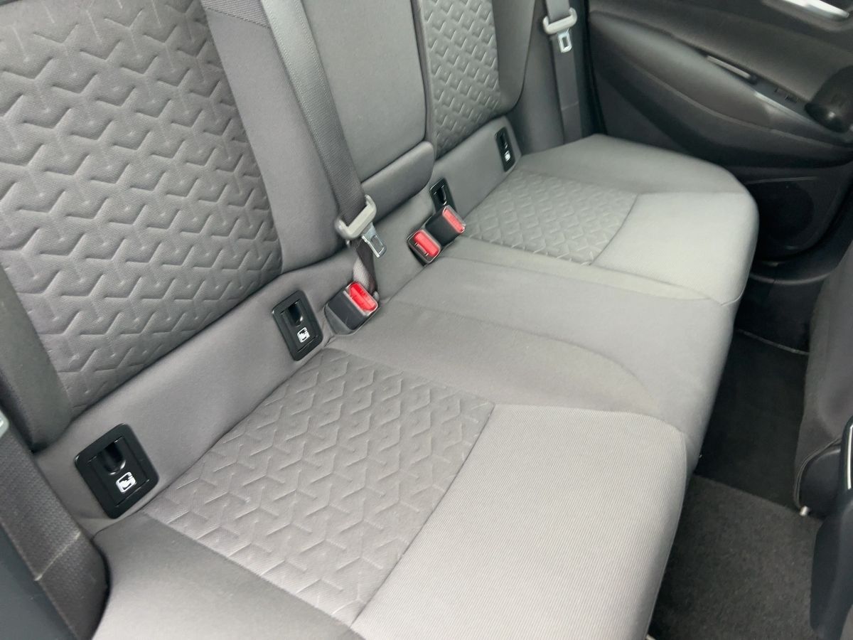 Toyota Corolla Hybrid Club - Samsaru's Car Outlet