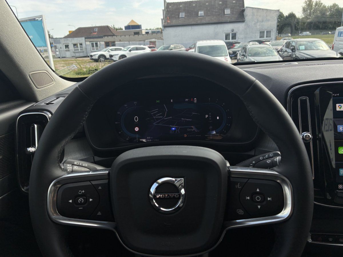 Volvo XC40 B4 Ultra Dark Memory inkl. Winterräder