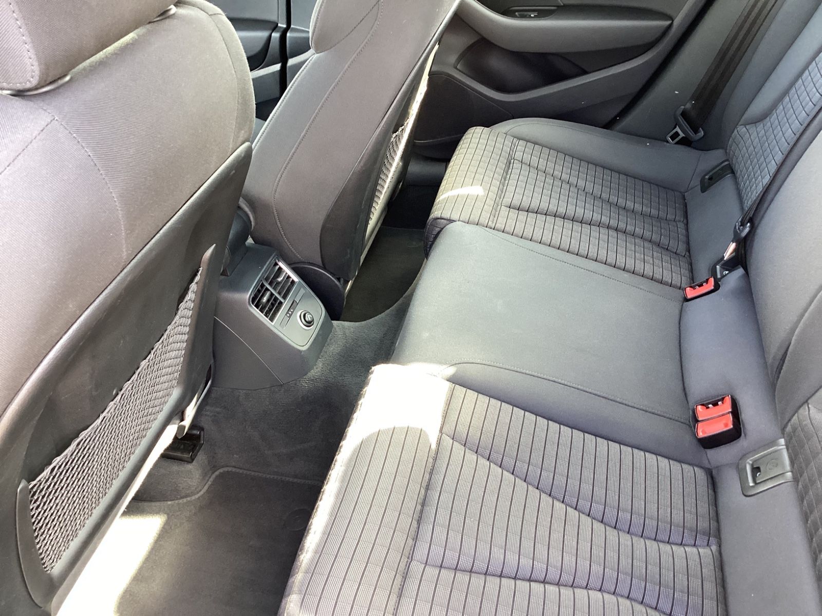 Audi A3 Limousine 35 TFSI sport - Samsaru's Car Outlet