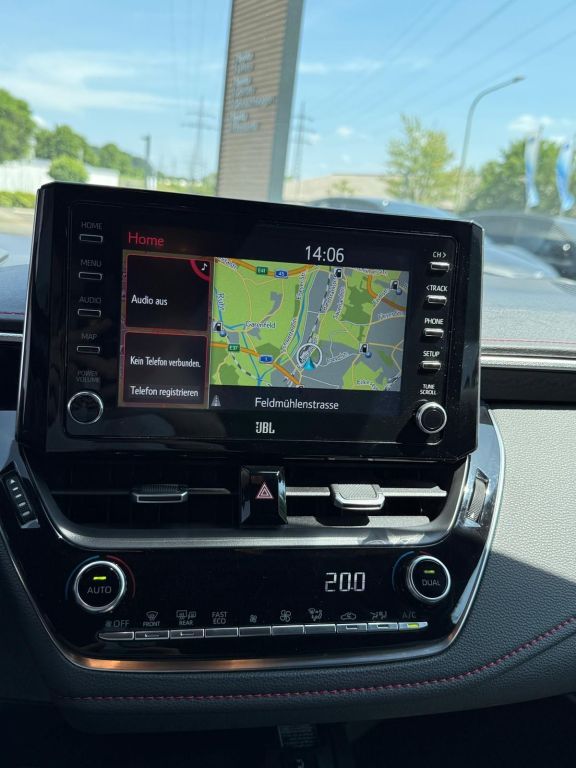 Toyota Corolla 2.0 Hybrid Touring Sports Lounge - Samsaru's Car Outlet