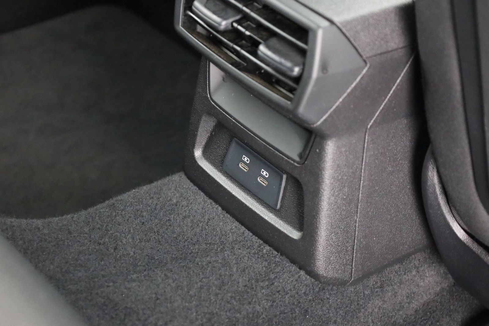 Audi A3 Sportback 35 TFSI S-Tronic - Samsaru's Car Outlet