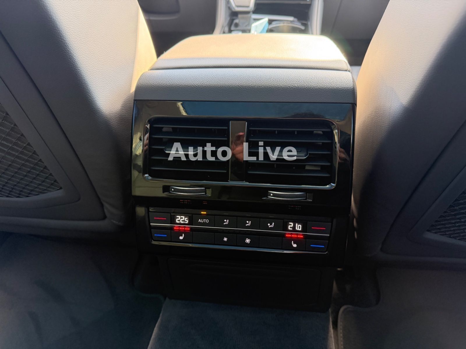 Volkswagen Touareg 3.0 TDI*R LINE*PANO*MATRIX*LUFT*360*VOL