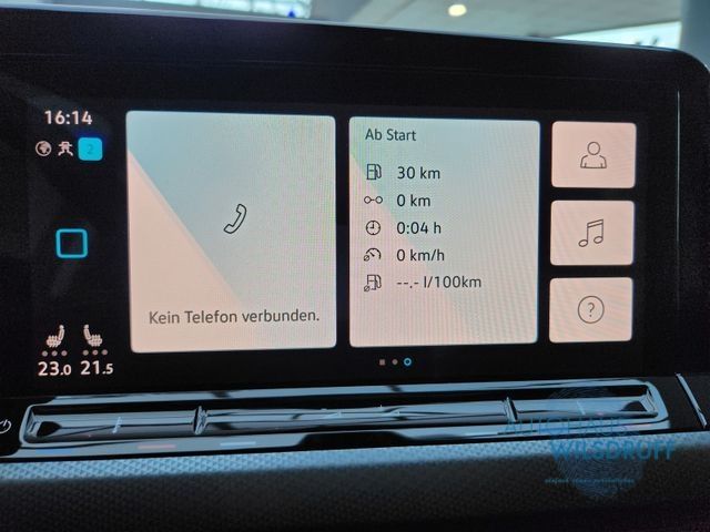 Volkswagen Golf VIII 1.5 TSi Active - Samsaru's Car Outlet