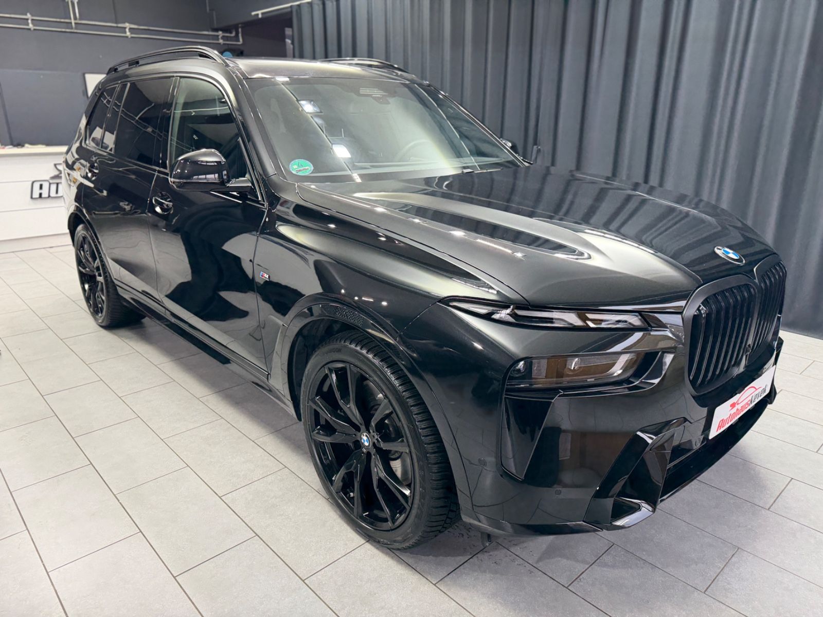 BMW X7 xDrive 40d M SPORT PRO|LUFT|PANO|7-SITZER|AHK