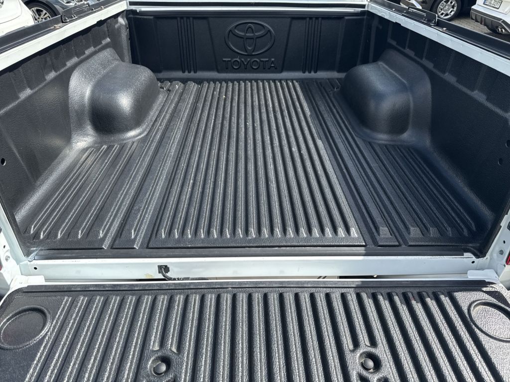 Toyota HiLux 4x4 Extra Cab Autm. Executive,360°,AHK,NAV