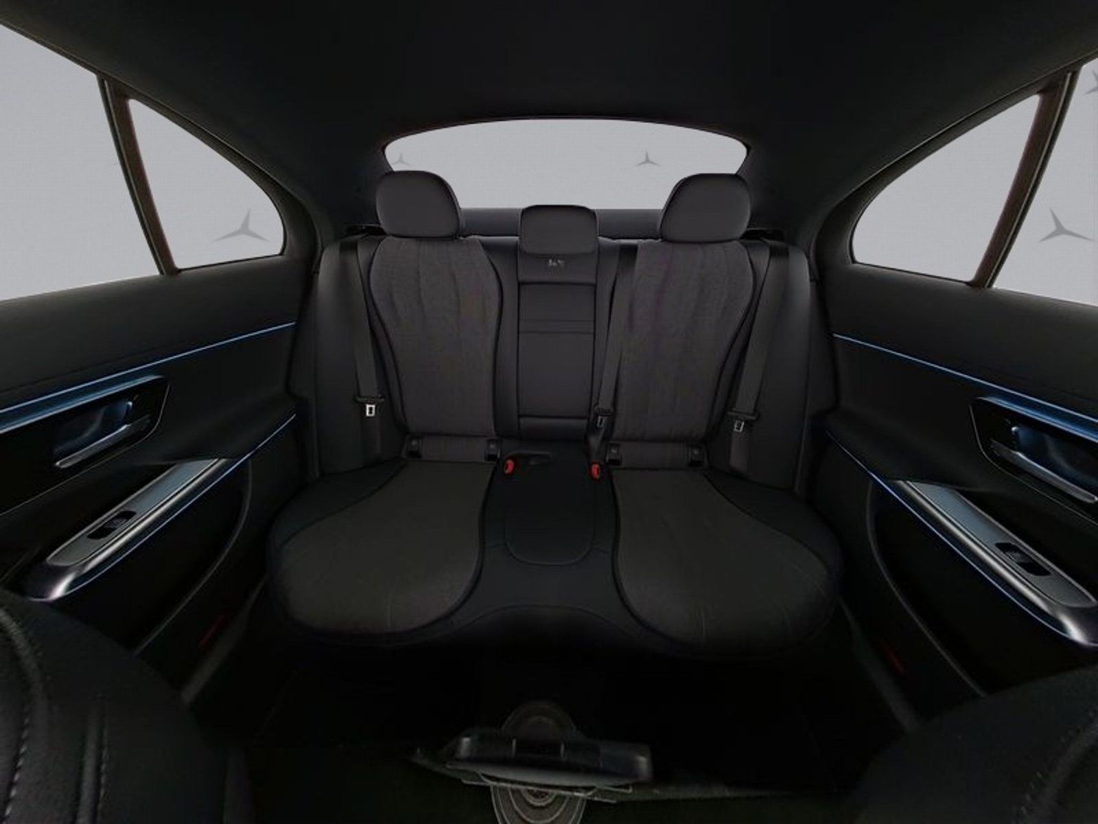 Mercedes-Benz E 200 AVANTGARDE - Samsaru's Car Outlet