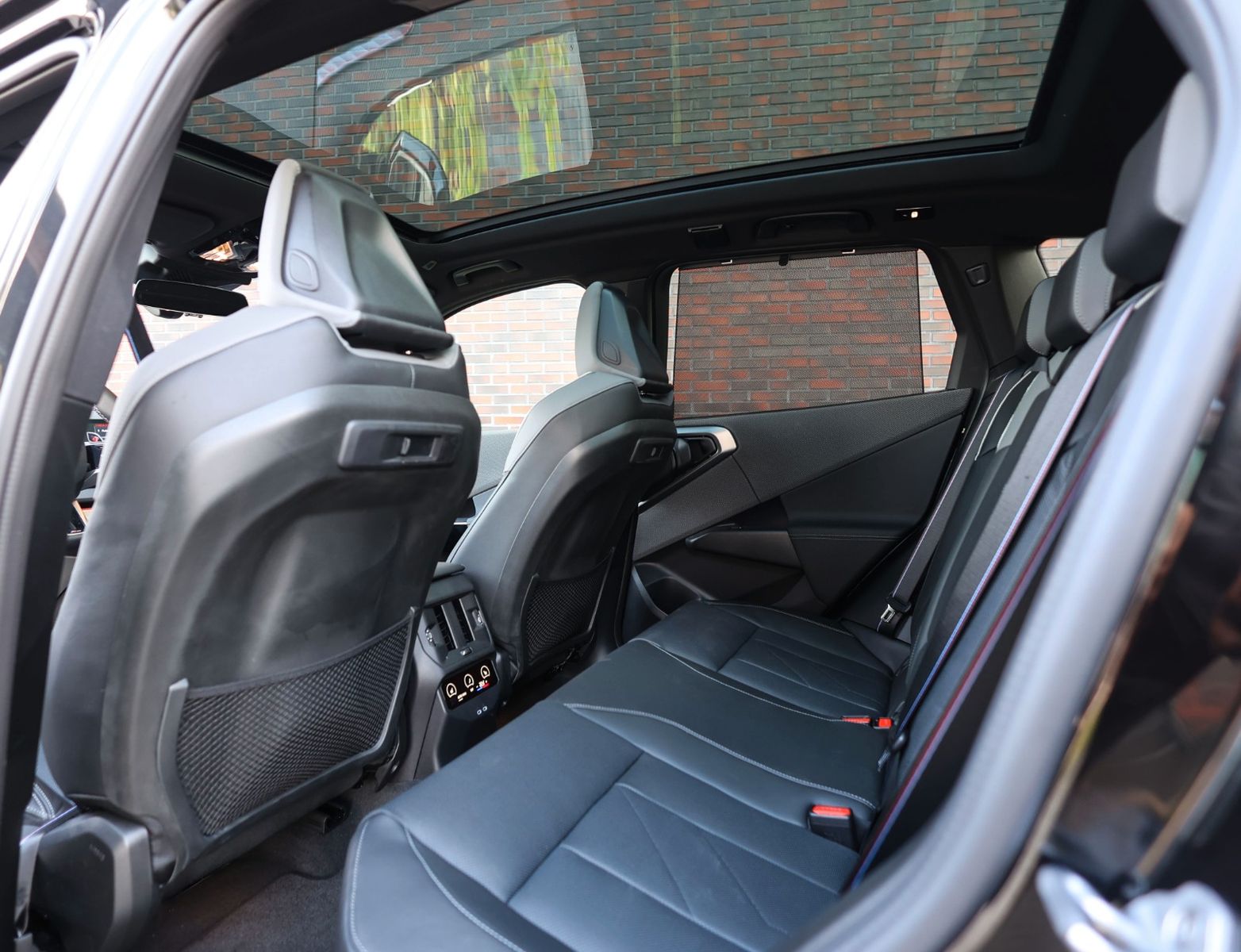 BMW X3 M50 xDrive - Samsaru's Car Outlet