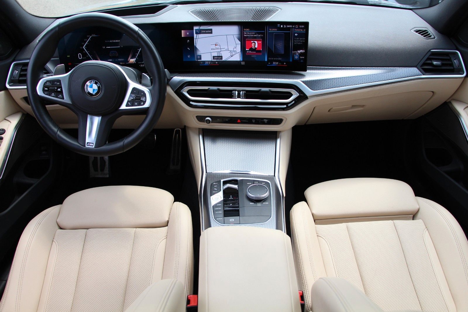 BMW 330i Touring HUD*LEDER*PANO*D-ASSISTENT M Sport