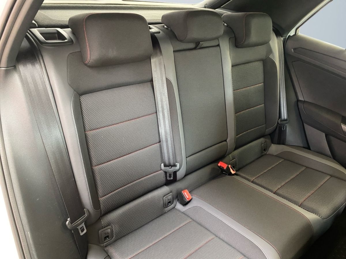 Volkswagen T-Roc 2.0 TSI DSG 4Motion - Samsaru's Car Outlet