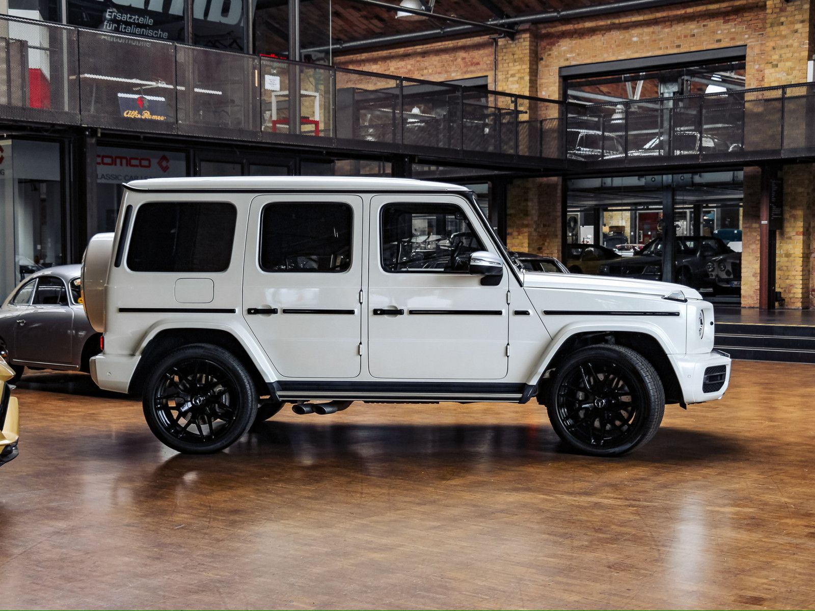 Mercedes-Benz G 63 AMG - Samsaru's Car Outlet