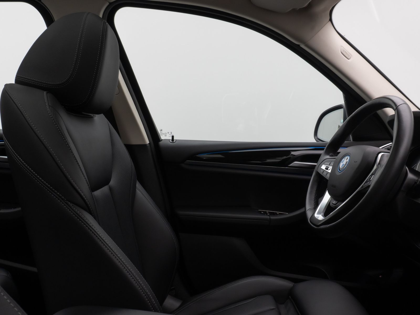 BMW X3 xD30e Panorama Kamera DAB HiFi Lenkrhz Sport