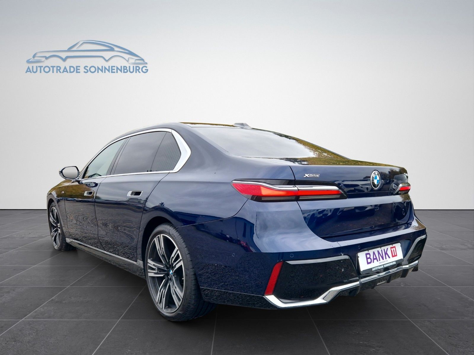 BMW 740 d xDrive M Sport/TV/HUD/AHK/B&W/PANO
