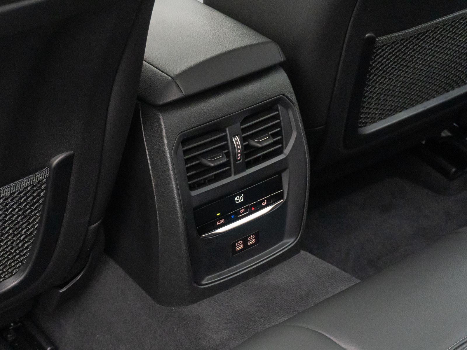 BMW 320i Sport - Samsaru's Car Outlet