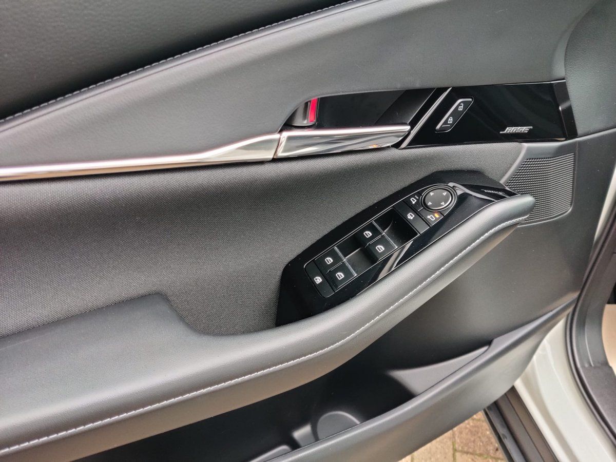 Mazda CX-30 Exclusive-Line, Garantie, Bose-Sound, 360°