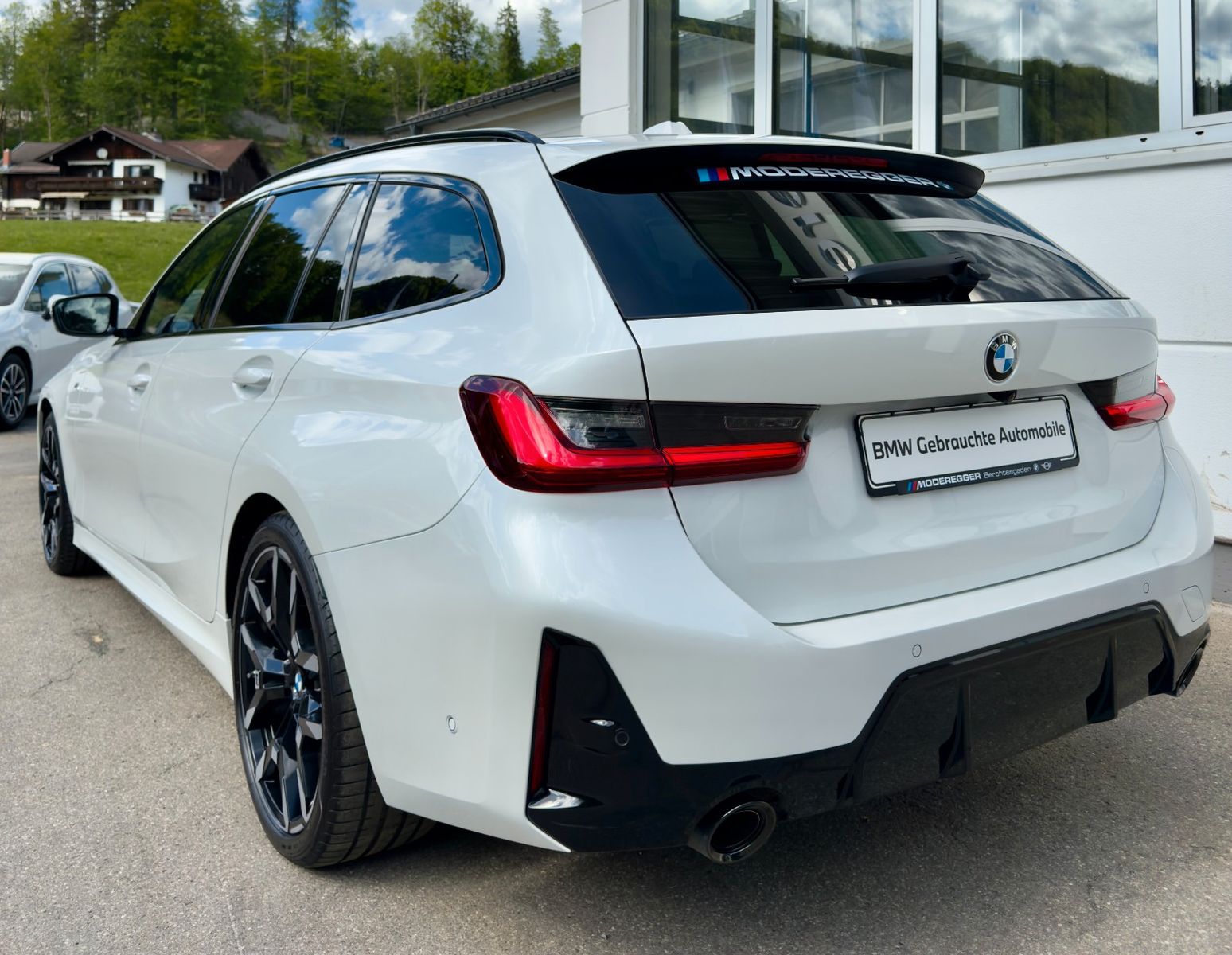 BMW 320d xDrive Touring M Sport Pro AHK|Pano|NP82800