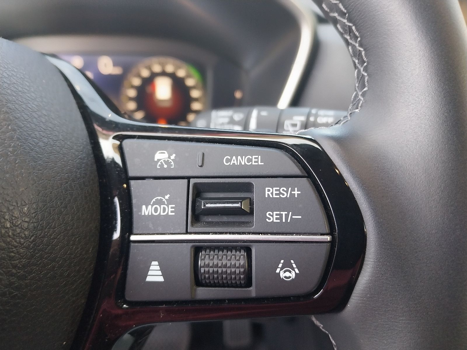 Honda CR-V 2,0 e:HEV Elegance AWD Navi/LED/Kamera