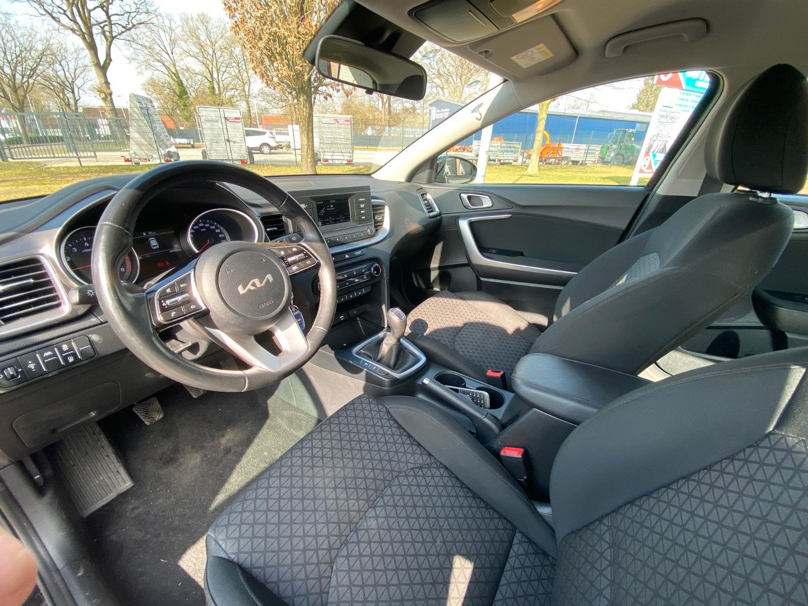 Kia Ceed 1.0 T-GDi - Samsaru's Car Outlet