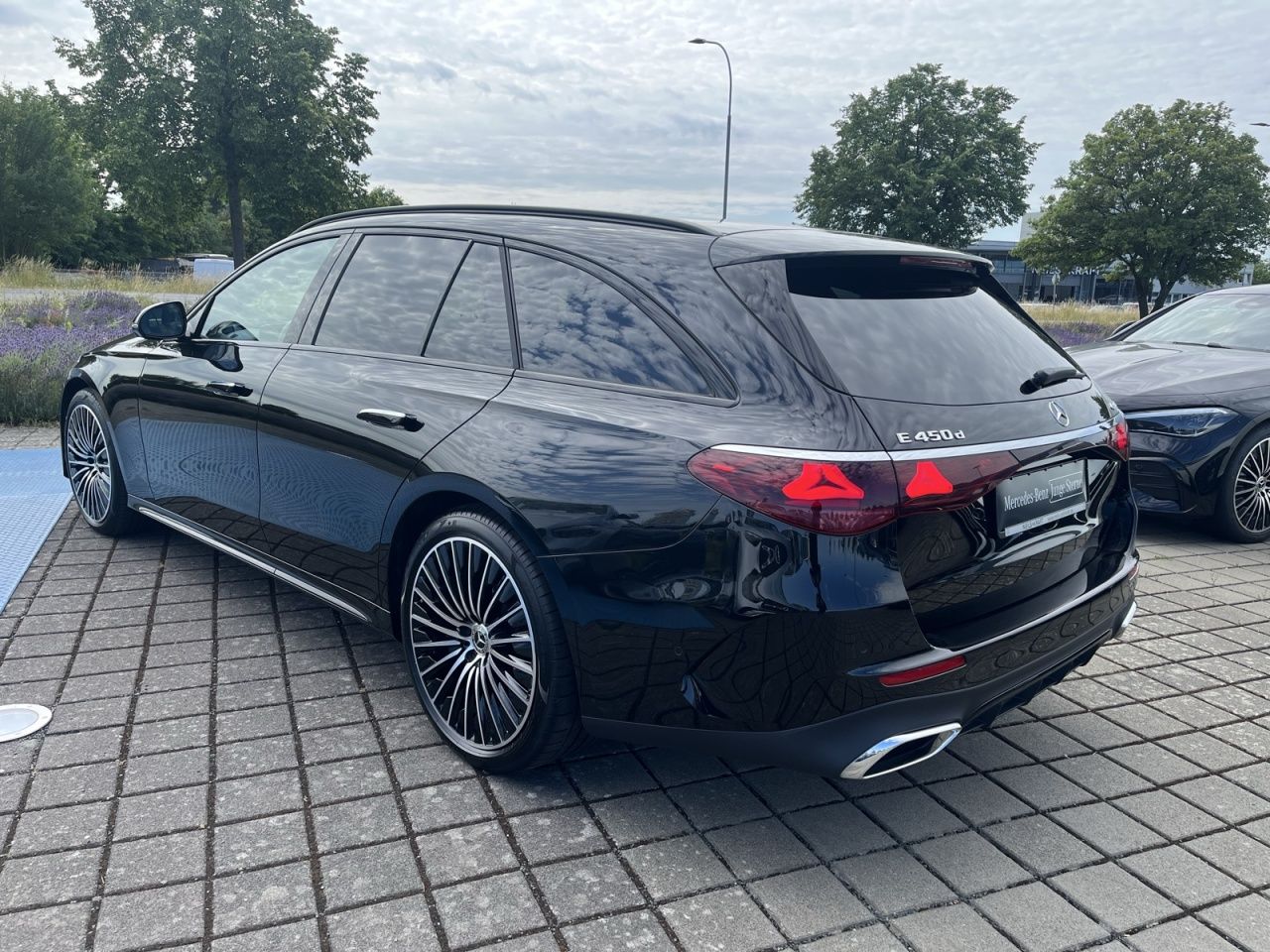 Mercedes-Benz E 450 d T 4M AMG+BURM+NIGHT+AIRMATIC+DIGI LIGHT